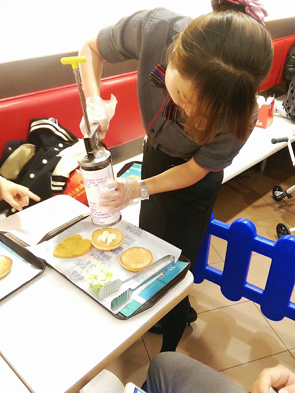 NYC紐約國(guó)際上海仲盛中心：【活動(dòng)回顧】麥當(dāng)勞漢堡之旅