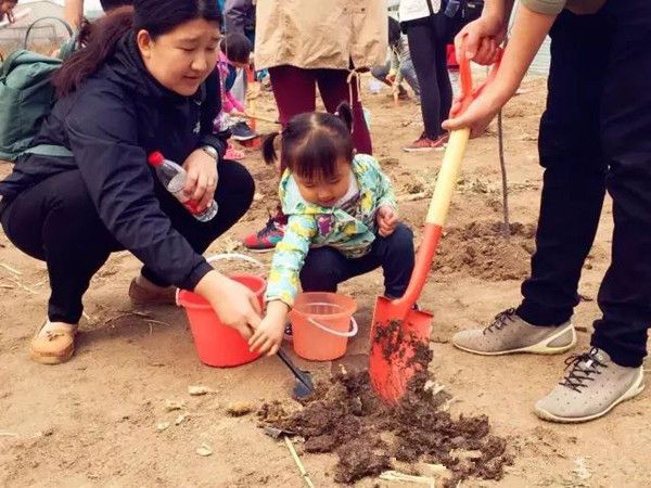 NYC紐約國際天津熙悅匯購物中心：【精彩回顧】”不負(fù)春光不負(fù)你”—NYC植樹行