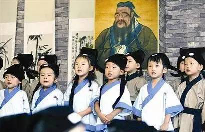 NYC紐約國際長沙陽光錦城早教中心小小國學(xué)家