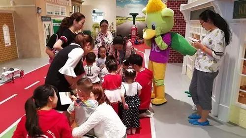 NYC紐約國際烏魯木齊經(jīng)開萬達中心：【活動回顧】6.10 Kidz Street|夢想小鎮(zhèn)
