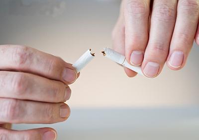吸煙的危害,吸煙酗酒對(duì)孩子的危害