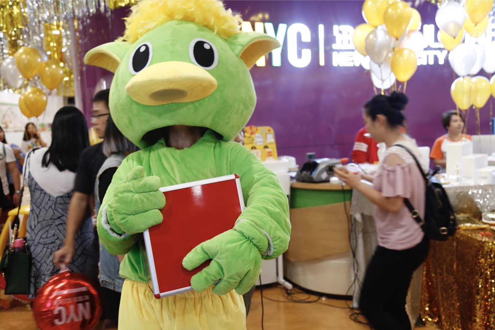 NYC紐約國(guó)際天津彩悅城早教中心NYC彩悅城中心周年慶回顧