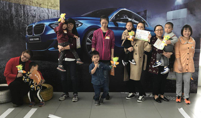 江蘇常州巨凝早教中心汽車彩繪