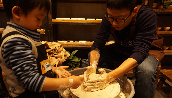 NYC紐約國(guó)際杭州濱江早教中心：小小陶藝師活動(dòng)預(yù)告