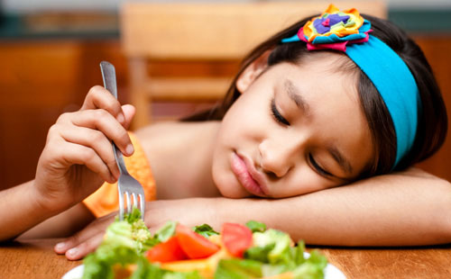 小兒厭食該怎么辦呢?如何才能讓寶寶愛上吃飯？