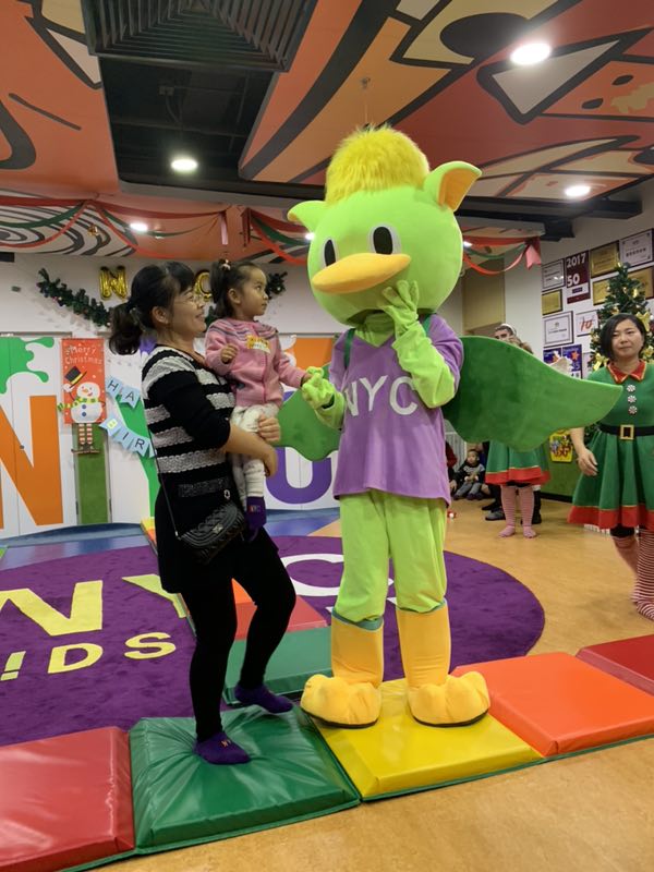 NYC紐約國際平谷萬德福早教中心圣誕精靈主題生日會圓滿結(jié)束