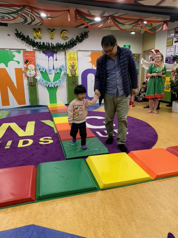 NYC紐約國際平谷萬德福早教中心圣誕精靈主題生日會圓滿結(jié)束