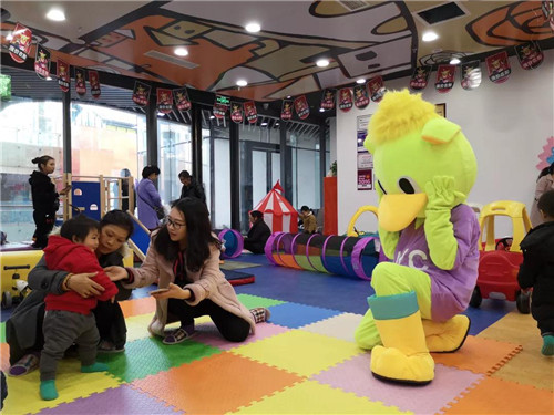 NYC紐約國(guó)際成都早教中心圣誕狂歡夜Party回顧