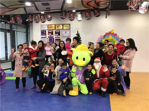 NYC紐約國(guó)際成都早教中心圣誕狂歡夜Party回顧