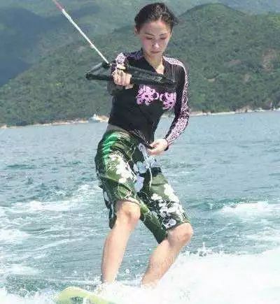 NYC紐約國際唐山福地早教中心：38歲張柏芝宣布3胎產(chǎn)子：孩子是最好的禮物~
