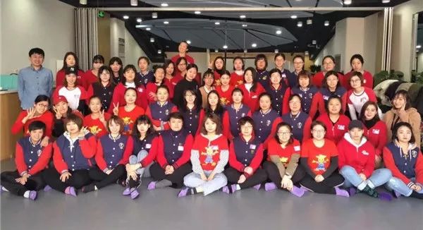 NYC紐約國際唐山福地早教中心：NYC年度大事件 ‖ 再見2018，你好2019