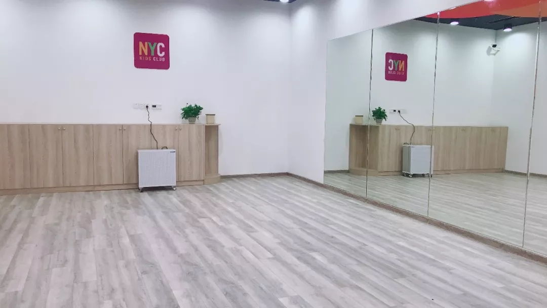 NYC紐約國際成都早教中心：【活動(dòng)招募】樂友新春福利-千元早教禮包，100個(gè)名額免費(fèi)搶！
