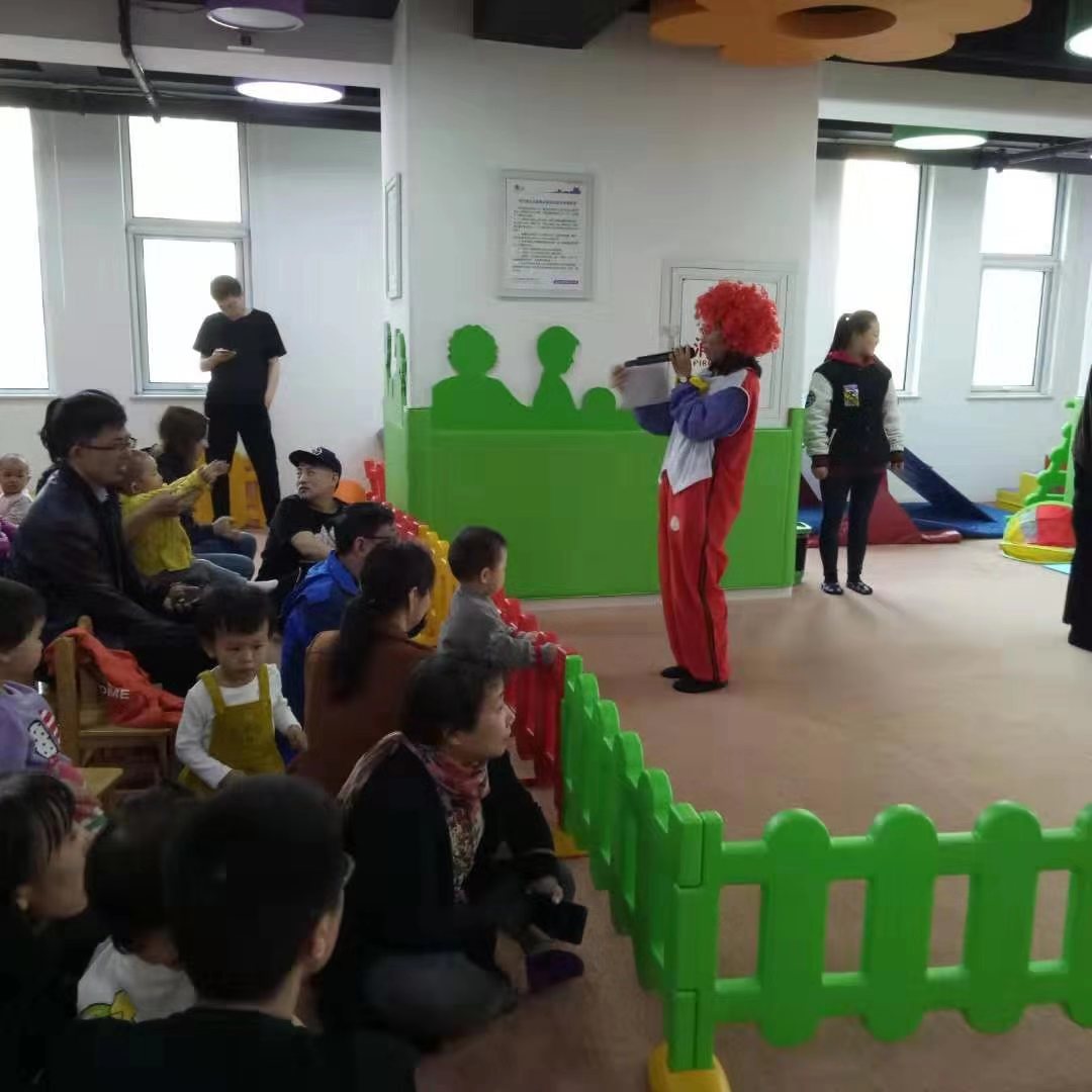 NYC紐約國際唐山早教中心：“爬爬賽”親子活動回顧