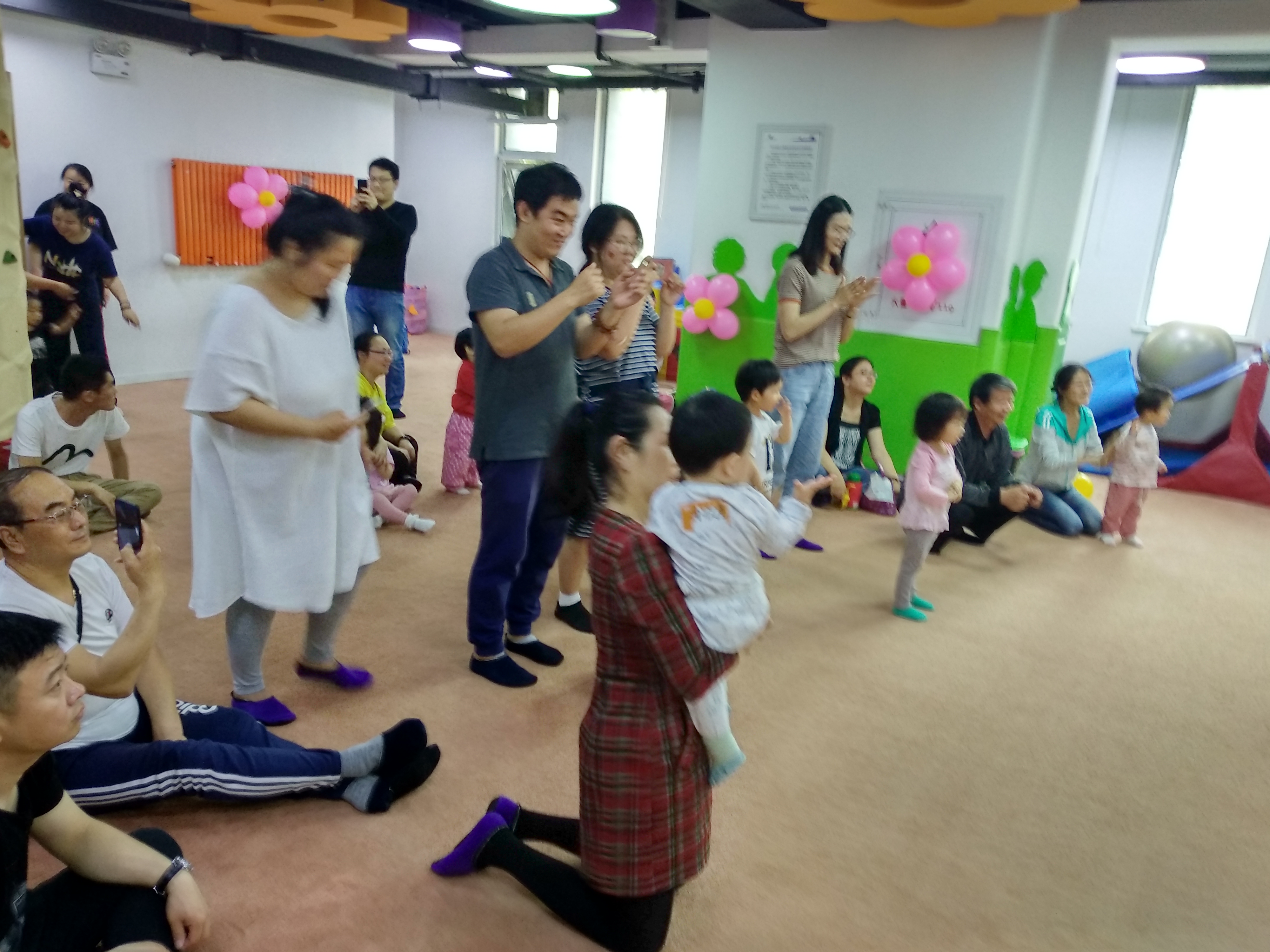 NYC紐約國(guó)際唐山早教中心：【超人媽咪回顧】在NYC，感恩媽媽的愛(ài)！