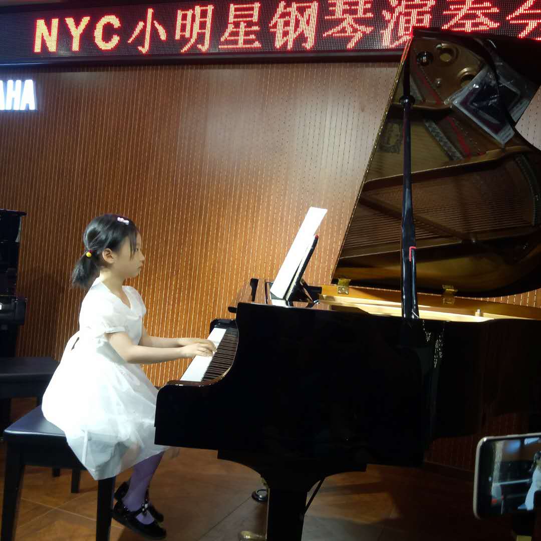 NYC紐約國際唐山早教中心：NYC小明星鋼琴演奏會精彩回顧
