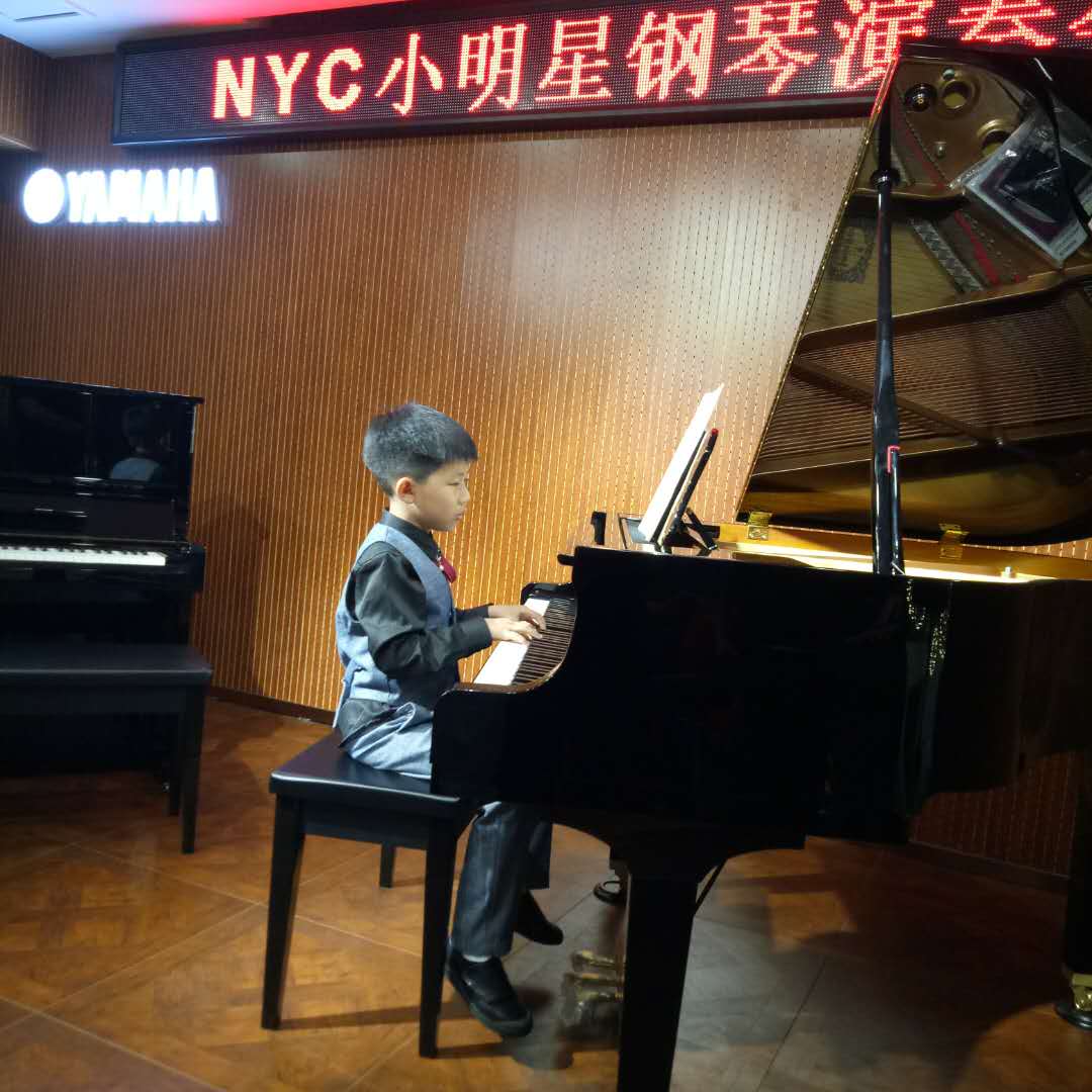 NYC紐約國際唐山早教中心：NYC小明星鋼琴演奏會精彩回顧
