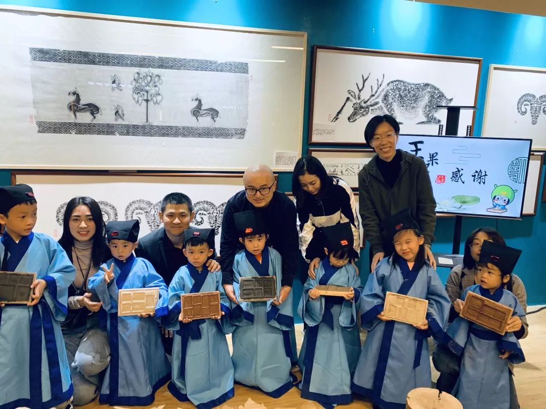NYC紐約國(guó)際寧波早教中心：【活動(dòng)回顧】漢磚體驗(yàn)課堂開(kāi)課啦！